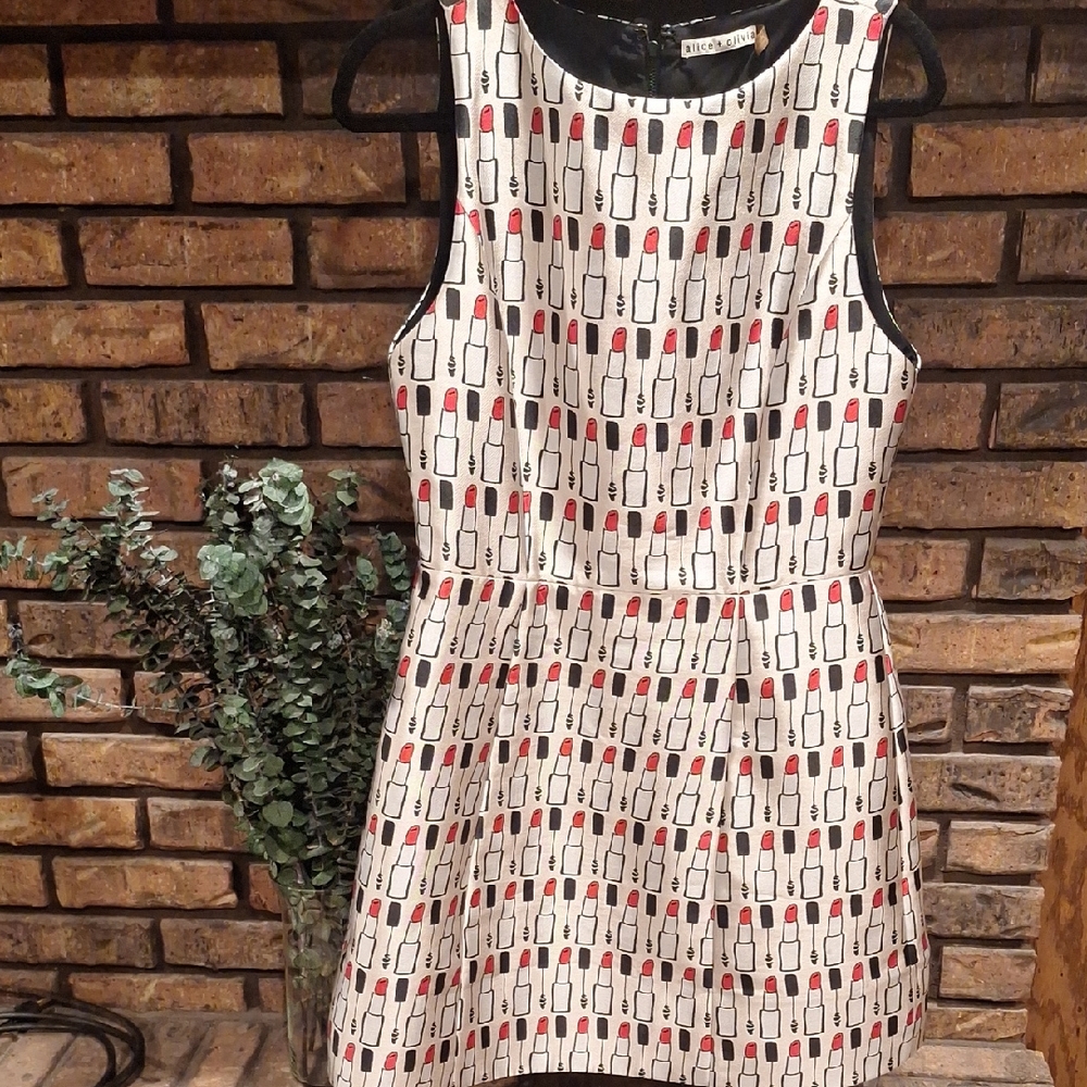 Alice + Olivia Lipstick Print Midi Dress - Red, Black, White